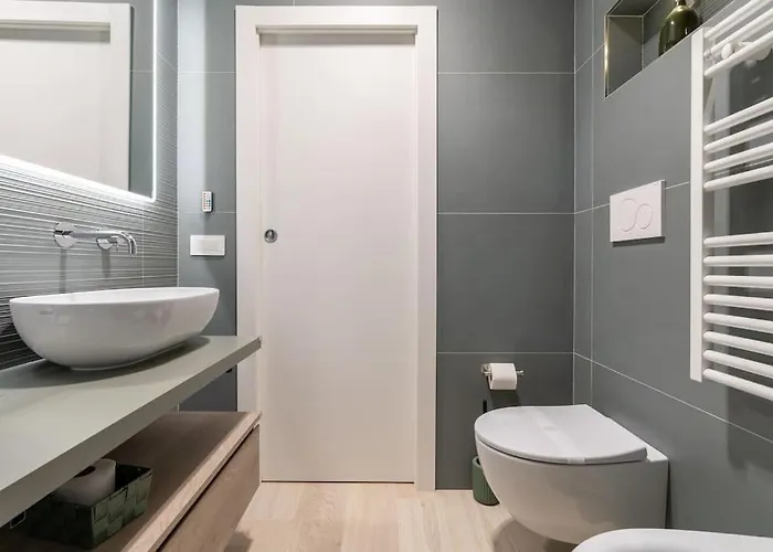 Metro A 1 Min - Casa Elegante - 3 Bagni En *