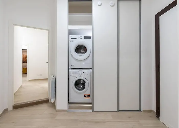 Metro A 1 Min - Casa Elegante - 3 Bagni En Apartment *